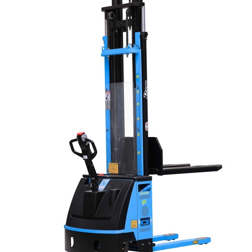 Empilhadeira elétrica tracionaria 5,40 m 1.600 kg com Bateria de Lítio e Carregador - PT16/54-F Empilhadeira elétrica tracionaria 5,40 m 1.600 kg com Bateria de Lítio e Carregador - PT16/54-F