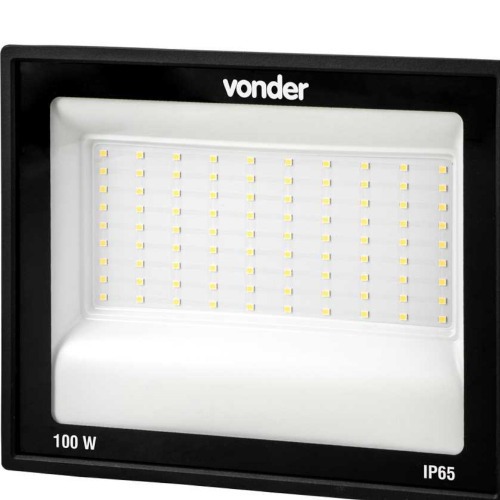 Refletor LED 100W 7.000 lúmens 6500K luz branca 110V/220V Refletor LED 100W 7.000 lúmens 6500K luz branca 110V/220V