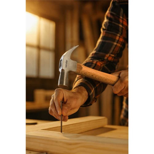 Martelo unha polido 25 mm com cabo de madeira Martelo unha polido 25 mm com cabo de madeira