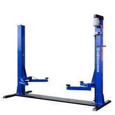 Elevador automotivo 2,6 Toneladas azul trifásico - EC 2600 Elevador automotivo 2,6 Toneladas azul trifásico - EC 2600