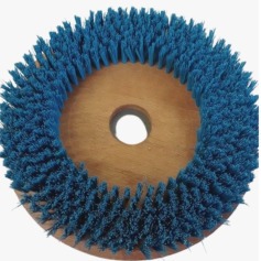 Escova de nylon para enceradeira 350 mm com flange - 047036 Escova de nylon para enceradeira 350 mm com flange - 047036